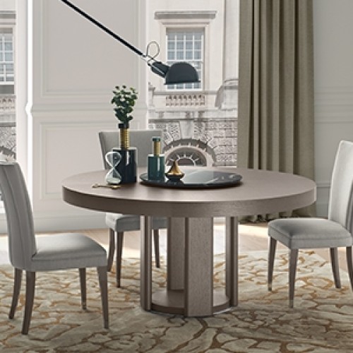 Robards round store dining table