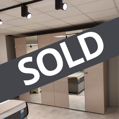Claire
6 Door Wardrobe
SOLD
VISIT US
Claire
6 Door Wardrobe
SOLD
VISIT US