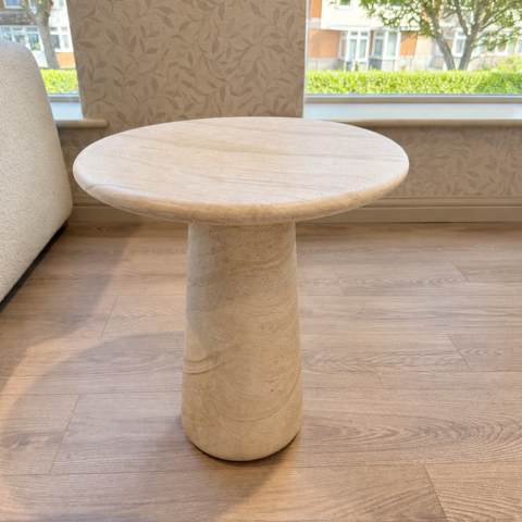 Lizzie
Lamp Table
Was £214 Now £149
VISIT US
Lizzie
Lamp Table
Was £214 Now £149
VISIT US