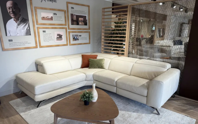 Pensiero
Corner Sofa
Was £4,976 Now £2,499
VISIT US
Pensiero
Corner Sofa
Was £4,976 Now £2,499
VISIT US