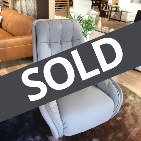 Editions Levante
Recliner Swivel Chair
SOLD
VISIT US
Editions Levante
Recliner Swivel Chair
SOLD
VISIT US