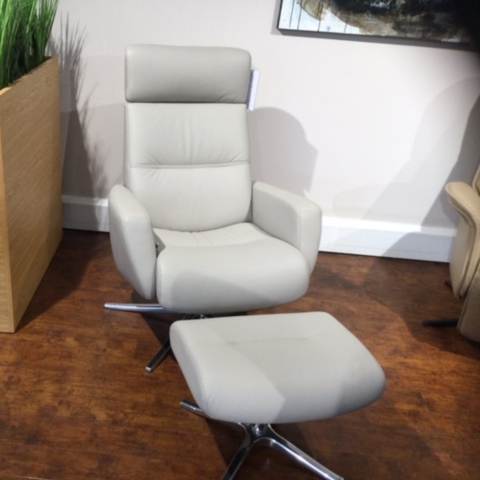 Jonas
Chair & Footstool
Was £1,561 Now £649
VISIT US
Jonas
Chair & Footstool
Was £1,561 Now £649
VISIT US