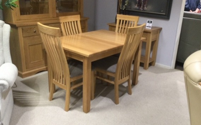 Pelham
Ext. Dining Table & 4 Chairs
Was £3,509 Now £1,599
VISIT US
Pelham
Ext. Dining Table & 4 Chairs
Was £3,509 Now £1,599
VISIT US