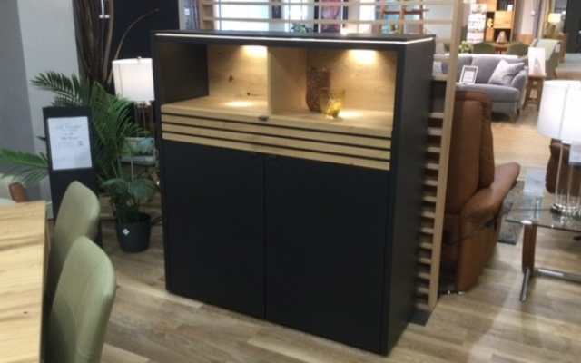 Venjakob
Game Sideboard
Was £2,399 Now £1,399
VISIT US
Venjakob
Game Sideboard
Was £2,399 Now £1,399
VISIT US