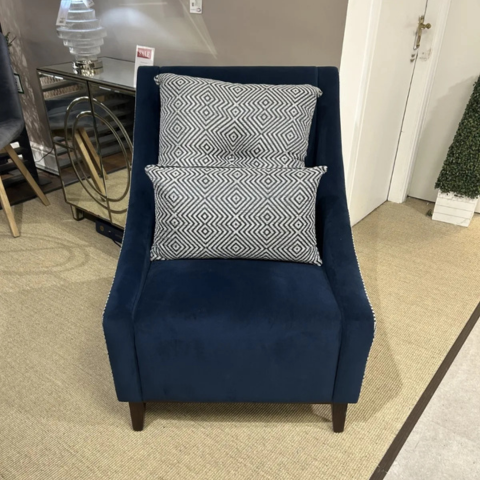 Longmoor
Occasional Chair & Cushions
Was £975 Now £599
VISIT US
Longmoor
Occasional Chair & Cushions
Was £975 Now £599
VISIT US
