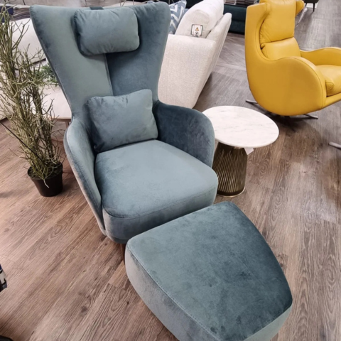 Fama
Kylian Chair & Stool
Was £1,212 Now £799
VISIT US
Fama
Kylian Chair & Stool
Was £1,212 Now £799
VISIT US