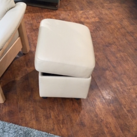 Ekornes
Modern Ottoman
Was £594 Now £415
VISIT US
Ekornes
Modern Ottoman
Was £594 Now £415
VISIT US