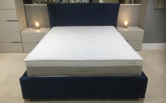 Mammoth
Super Soft Medical Foam King Size Mattress
Was £1,465 Now £849
VISIT US
Mammoth
Super Soft Medical Foam King Size Mattress
Was £1,465 Now £849
VISIT US