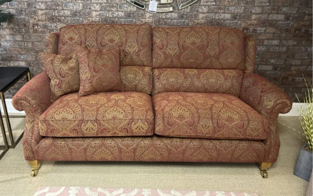 Parker Knoll
Henley Large Sofa
Was £2,272 Now £1,699
VISIT US
Parker Knoll
Henley Large Sofa
Was £2,272 Now £1,699
VISIT US