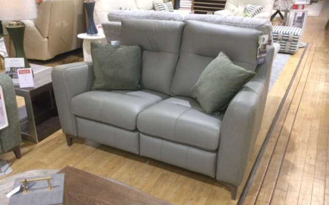 G Plan Austin
2 Seater Sofa
Was £2,059 Now £1,199
VISIT US
G Plan Austin
2 Seater Sofa
Was £2,059 Now £1,199
VISIT US
