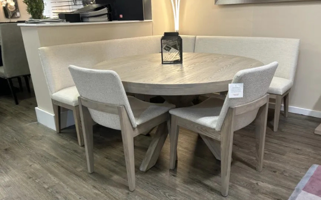 Vida Fleur
Corner Dining Table Set
Was £3,036 Now £1,799
VISIT US
Vida Fleur
Corner Dining Table Set
Was £3,036 Now £1,799
VISIT US