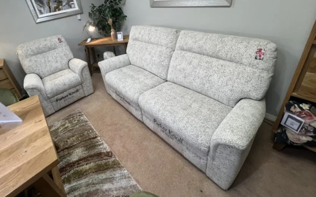 Hudson
2 Seater Sofa with Headrest/Lumbar & Power Armchair
Was £5,734 Now £2,999
VISIT US
Hudson
2 Seater Sofa with Headrest/Lumbar & Power Armchair
Was £5,734 Now £2,999
VISIT US