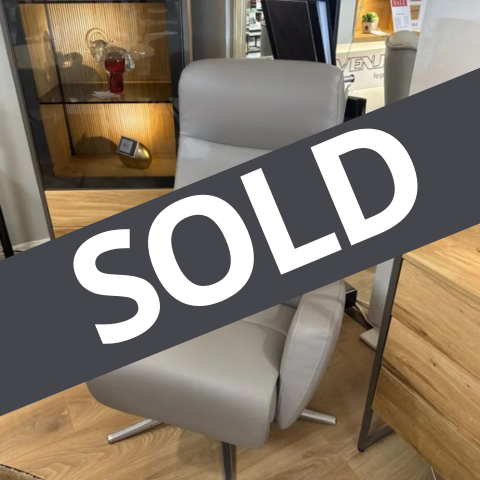 Jonas
Electric Recliner
SOLD
VISIT US
Jonas
Electric Recliner
SOLD
VISIT US