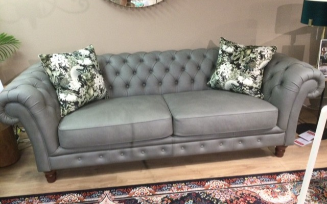Chatsworth
3 Seater Sofa
Was £2,758 Now £1,899
VISIT US
Chatsworth
3 Seater Sofa
Was £2,758 Now £1,899
VISIT US