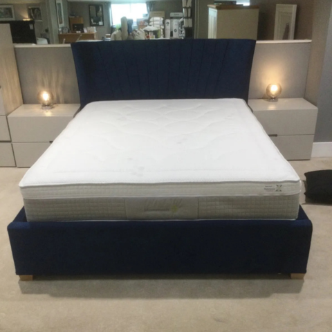 Mammoth
King Size Mattress
Was £1,485 Now £849
VISIT US
Mammoth
King Size Mattress
Was £1,485 Now £849
VISIT US