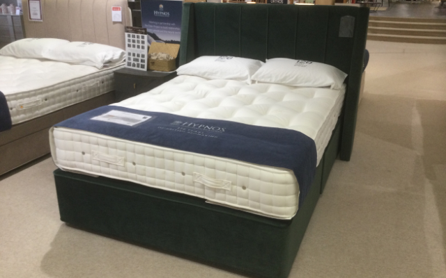 Hypnos
5ft Pocket Sprung Divan with Anne Headboard
Was £6,364 Now £2,999
VISIT US
Hypnos
5ft Pocket Sprung Divan with Anne Headboard
Was £6,364 Now £2,999
VISIT US