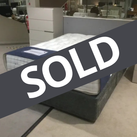 Hypnos Legacy
5ft 2+2 Drawer Divan
Was £2,882 £2,199
Now £1,499
VISIT US
Hypnos Legacy
5ft 2+2 Drawer Divan
Was £2,882 £2,199
Now £1,499
VISIT US