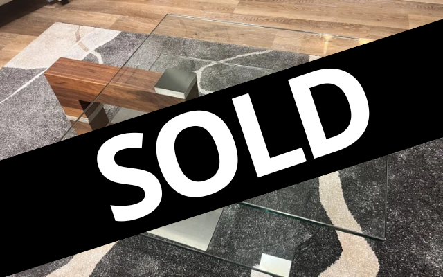 Venjakob
Coffee Table
Was £1,160 Now £575
VISIT US
Venjakob
Coffee Table
Was £1,160 Now £575
VISIT US