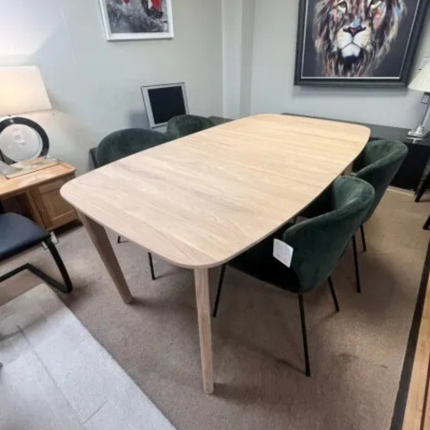 Skovby
Extending Dining Table & 4 Chairs
Was £1,959 Now £899
VISIT US
Skovby
Extending Dining Table & 4 Chairs
Was £1,959 Now £899
VISIT US