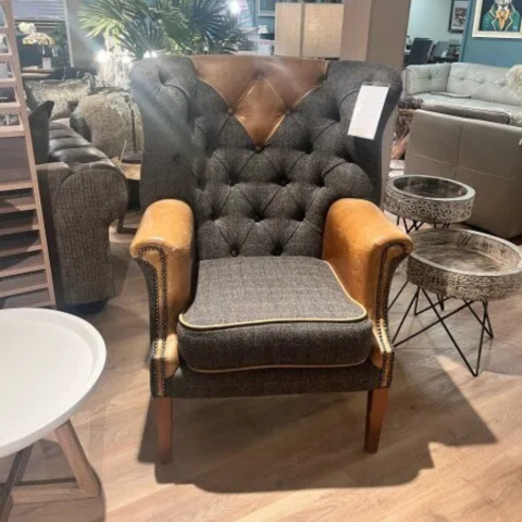 Vintage
Kensington Wing Chair
Was £1,649 Now £899
VISIT US
Vintage
Kensington Wing Chair
Was £1,649 Now £899
VISIT US