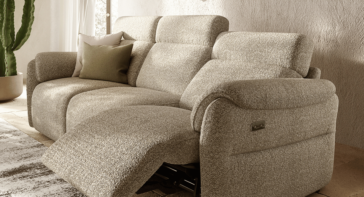 Zero Gravity technology is engineered to place the body in a naturally balanced, ergonomically optimal posture that reduces pressure points and enhances overall comfort. By replicating the neutral alignment associated with weightlessness, it provides a feeling of effortless support and relaxation.