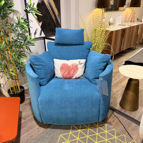 Moonrise
Swivel Chair with Elec Motion
Was £1,825 Now £1,349
VISIT US
Moonrise
Swivel Chair with Elec Motion
Was £1,825 Now £1,349
VISIT US