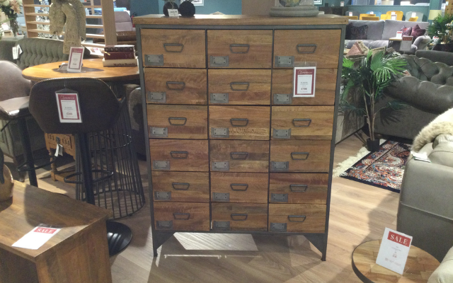 Bluebone
18 Drawer Chest
Was £1,355 Now £799
VISIT US
Bluebone
18 Drawer Chest
Was £1,355 Now £799
VISIT US