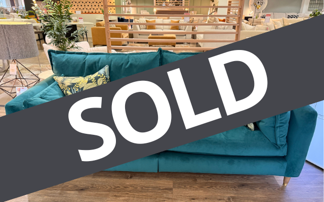 Charlotte
4 Seater Sofa & Scatter Cushions
Was £1,702 Now £949
VISIT US
Charlotte
4 Seater Sofa & Scatter Cushions
Was £1,702 Now £949
VISIT US