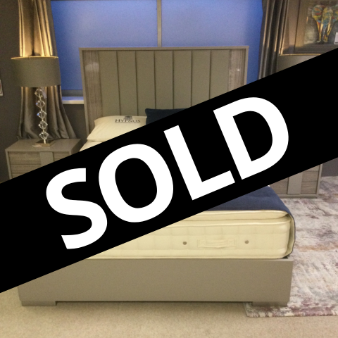 Hypnos
5ft Pillow Comfort Serenity Mattress
Was £1,099 Now £1,099
VISIT US
Hypnos
5ft Pillow Comfort Serenity Mattress
Was £1,099 Now £1,099
VISIT US