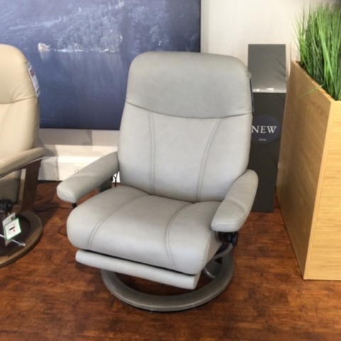 Stressless
Consul Power Chair
Was £2,309 Now £2,069
VISIT US
Stressless
Consul Power Chair
Was £2,309 Now £2,069
VISIT US