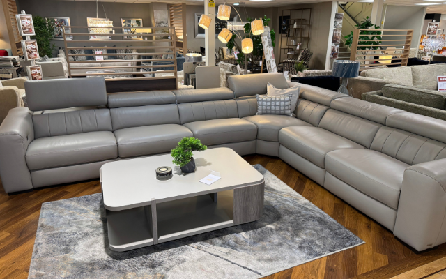 Natuzzi Editions
Corner Group
Was £10,166 Now £5,999
VISIT US
Natuzzi Editions
Corner Group
Was £10,166 Now £5,999
VISIT US