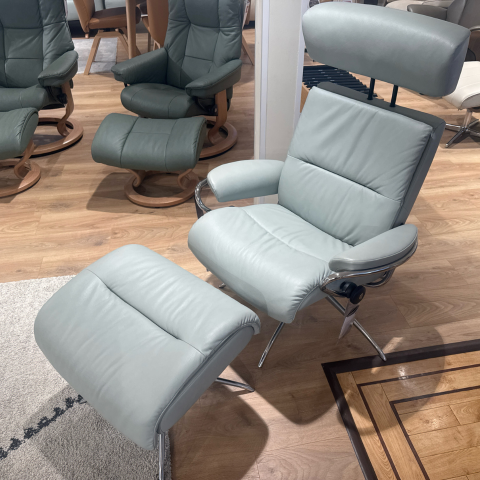 Stressless
Tokyo Chair & Stool
Was £2,508 Now £1,829
VISIT US
Stressless
Tokyo Chair & Stool
Was £2,508 Now £1,829
VISIT US
