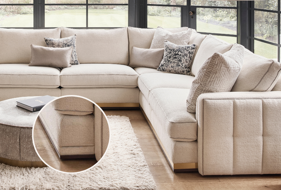 Uniquely designed, the Monte Carlo exudes compelling elegance with impeccable attention to detail, creating a look that is both sophisticated and timeless. It offers a choice of a wooden plinth with either a metal or fabric finish, allowing you to tailor the design to your interior. The wooden plinth is available in Ebony or Walnut, while the metal finish comes in Polished Chrome or Brushed Brass for a sleek, contemporary touch. Alternatively, the fabric finish can be upholstered in the same material as the sofa, delivering a seamless and cohesive look.
