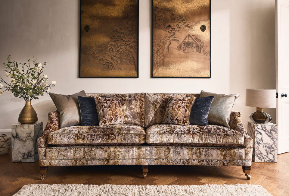 Inspired by traditional English design, the Hornblower Collection showcases beautifully crafted drop-down arms that enhance both its classic character and versatility. Lower the elegantly shaped arms to create a more relaxed, inviting space - perfect for unwinding in true comfort. This thoughtful feature not only adds to its distinctive look but also enhances the overall lounging experience. Combining heritage styling with indulgent comfort, Hornblower offers a refined yet relaxed feel, making it an ideal choice for those who appreciate timeless design with a practical, luxurious touch.
