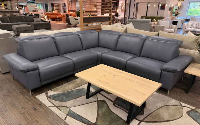 ROM
Samara Reclining Corner Group
Was £9,742 Now £6,495
VISIT US
ROM
Samara Reclining Corner Group
Was £9,742 Now £6,495
VISIT US