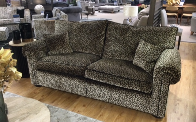 Duresta
Waldorf Large Sofa
Was £4,266 Now £2,999
VISIT US
Duresta
Waldorf Large Sofa
Was £4,266 Now £2,999
VISIT US