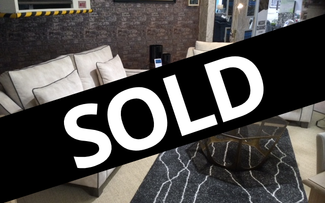 Baystone
Large & Medium Sofa
Was £4,567 Now £2,699
VISIT US
Baystone
Large & Medium Sofa
Was £4,567 Now £2,699
VISIT US