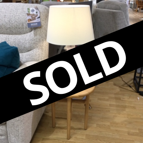 Winchester
Lamp Table
Was £293 Now £189
VISIT US
Winchester
Lamp Table
Was £293 Now £189
VISIT US