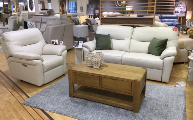G Plan Seattle
3 Seater Sofa & Recliner Chair with Headrest & Lumber
Was £7,433 Now £4,799
VISIT US
G Plan Seattle
3 Seater Sofa & Recliner Chair with Headrest & Lumber
Was £7,433 Now £4,799
VISIT US