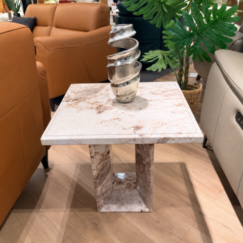 Arlo
Lamp Table
Was £430 Now £325
VISIT US
Arlo
Lamp Table
Was £430 Now £325
VISIT US