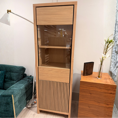 Lorenzo
Glazed Wall Cabinet
Was £1,604 Now £899
VISIT US
Lorenzo
Glazed Wall Cabinet
Was £1,604 Now £899
VISIT US