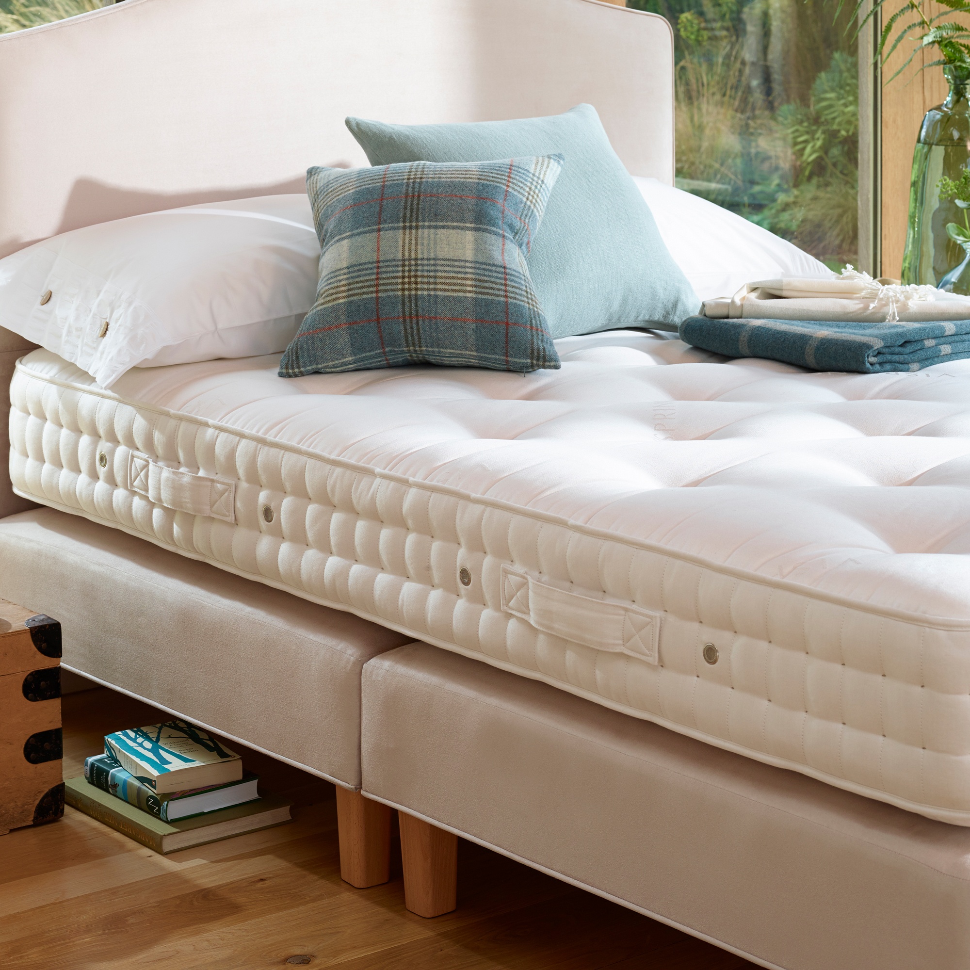 Here are the best most comfortable mattresses for the ultimate and luxurious good night sleep for the coming year 2024. 