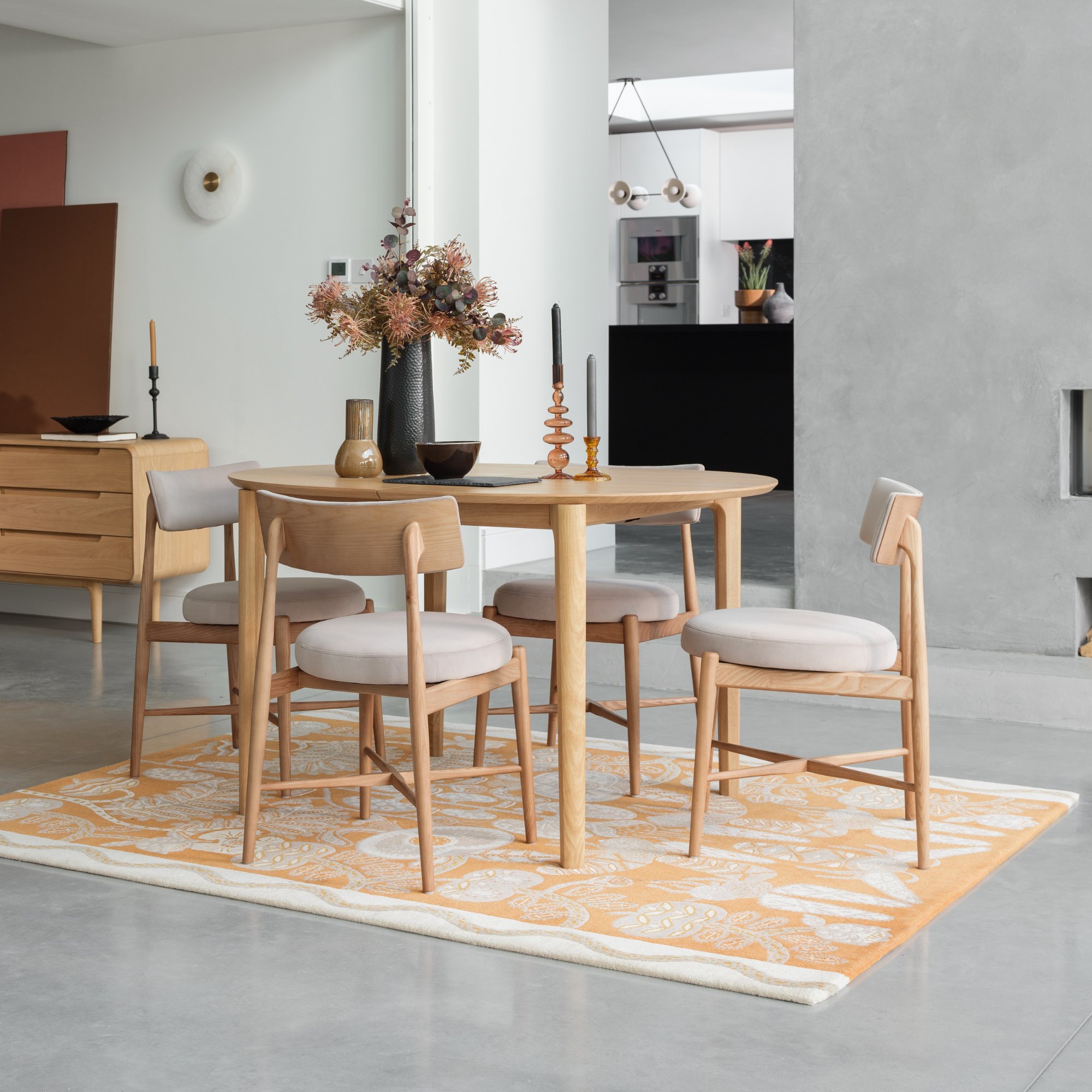 Gplan Winchester G Plan Winchester Oval Extending Dining Table | Cookes Furniture