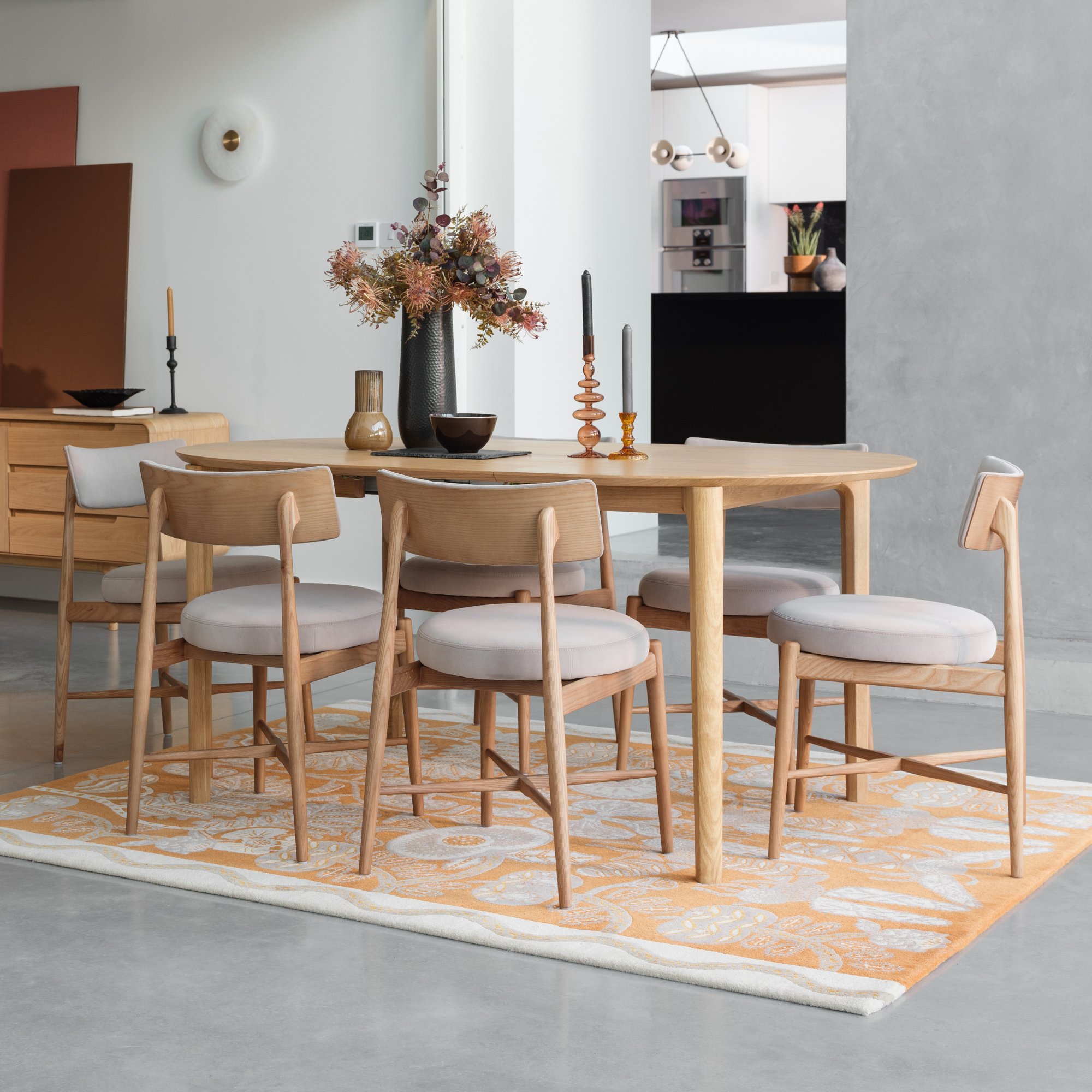 Gplan Winchester G Plan Winchester Oval Extending Dining Table | Cookes Furniture