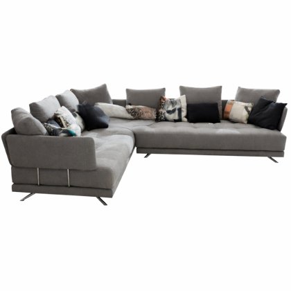 Fama Pacific Corner Group