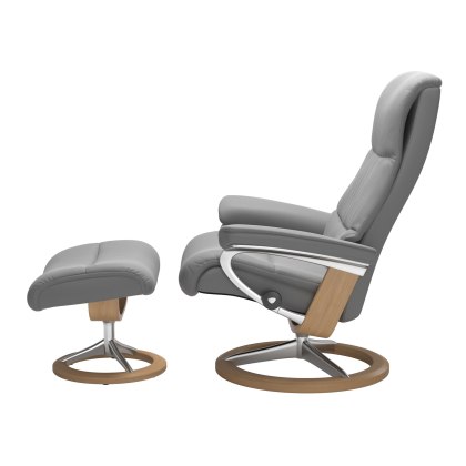 Stressless View Medium Chair & Stool Signature Base Stressless View Medium Chair & Stool Signature Base