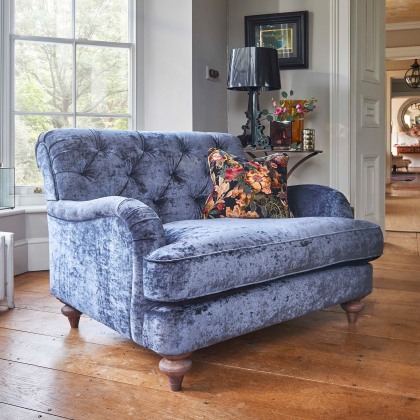 Henry Loveseat Henry Loveseat