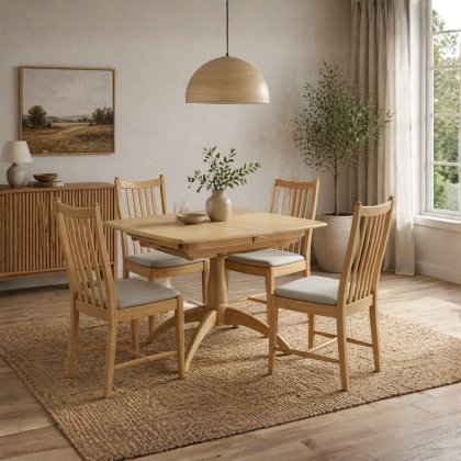 Ercol Windsor Small Extending Table & 4 Chairs