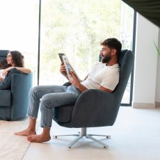 Kylian Swivel Armchair 5