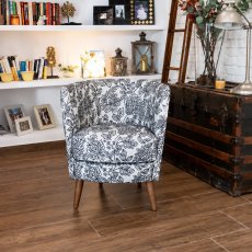Peque Armchair 3